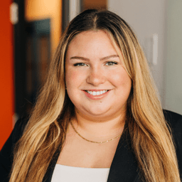 Alaina Dimas Headshot